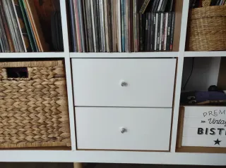 Tiradores cilíndricos plateados