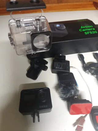 Cámara de Acción SF530 con Accesorios
