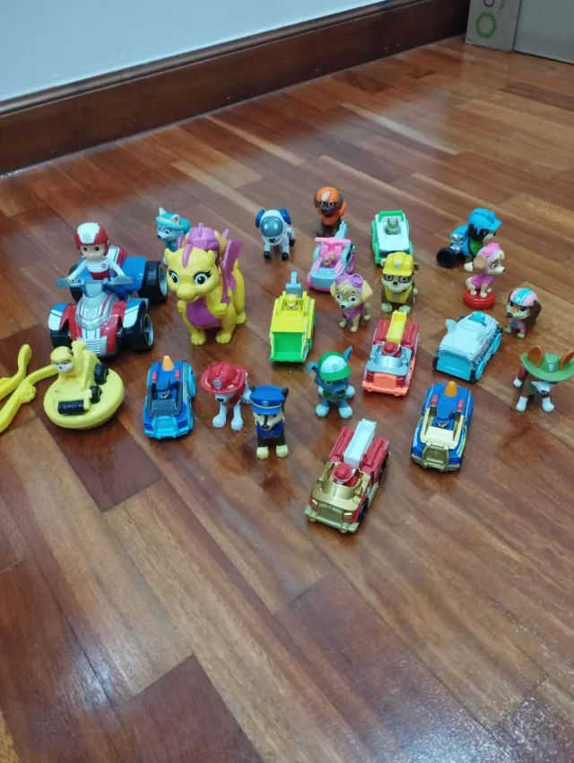 Centro Mando Patrulla Canina + Avión