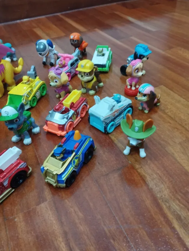 Centro Mando Patrulla Canina + Avión