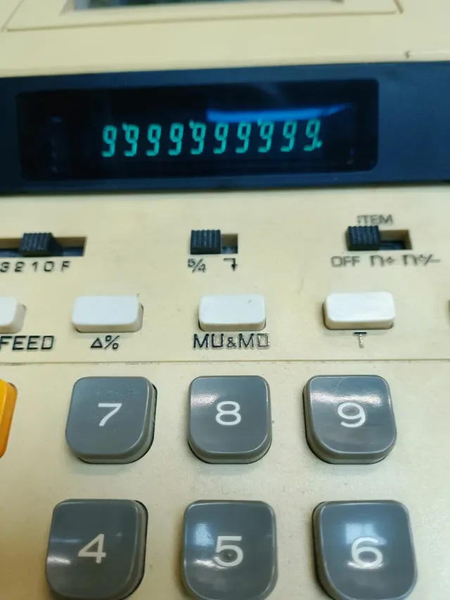 Calculadora Canon P25-D