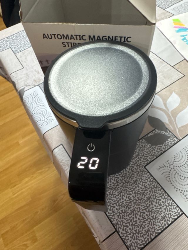 Taza Magnética Automática Stirring Cup