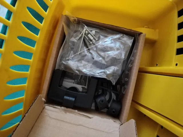 Cestino Esselunga giallo trolley