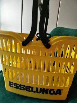 Cestino Esselunga giallo trolley