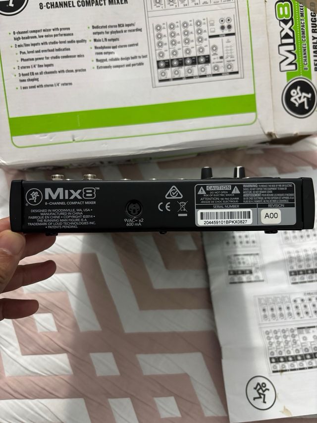 Mackie Mix8 Mezclador Compacto 8 Canales