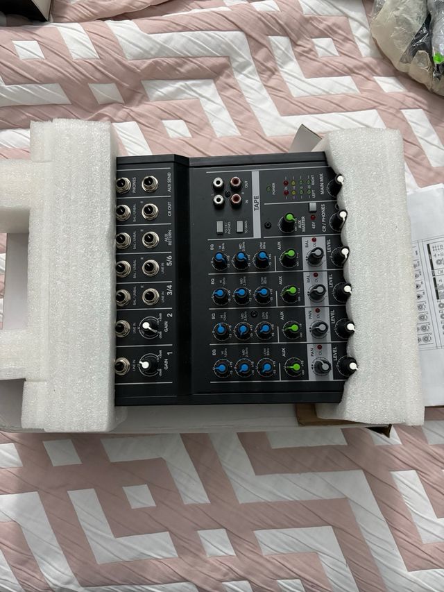 Mackie Mix8 Mezclador Compacto 8 Canales