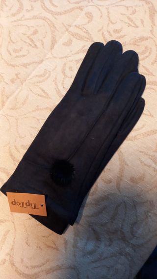 Guantes negros Tip Top con pompón