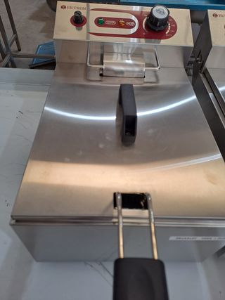 FREIDORA ELÉCTRICA 7L