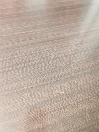 Mesa de oficina de madera wengué