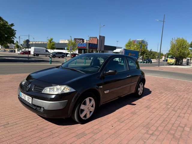 Renault Megane 1.5 DCI 100 CV 3 PUERTAS