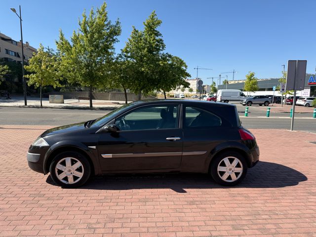 Renault Megane 1.5 DCI 100 CV 3 PUERTAS