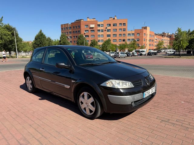Renault Megane 1.5 DCI 100 CV 3 PUERTAS