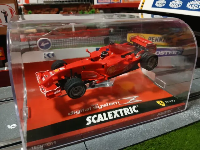 Scalextric Ferrari F1 2007 Digital System