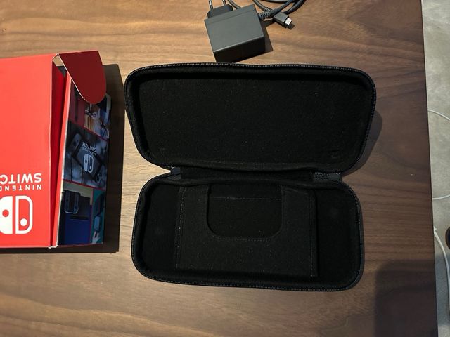 Nintendo Switch Gris + Accesorios