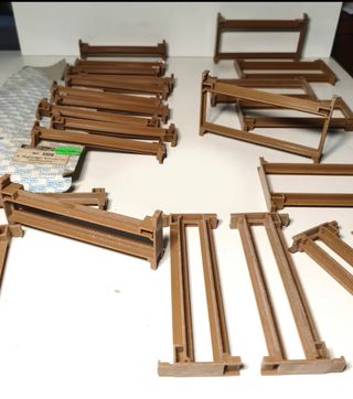 STS Scalextric lote de soportes de elevación. 23 u