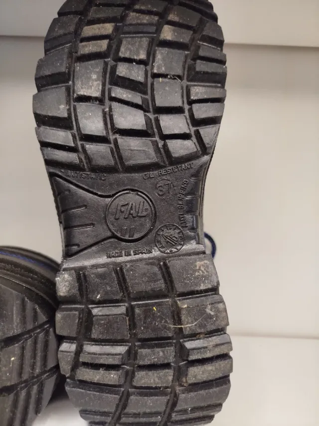 Bota de seguridad Ebro Negra y Azul