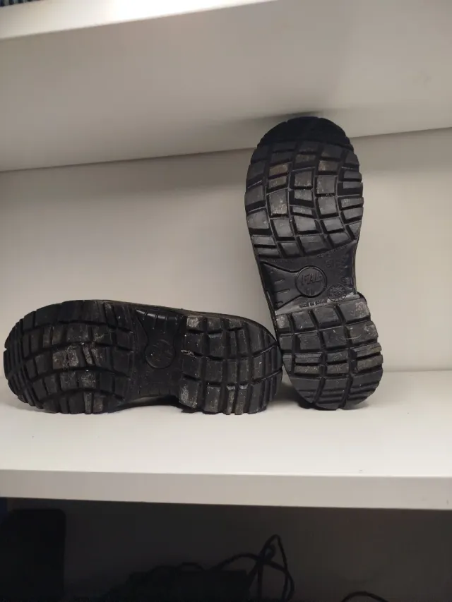 Bota de seguridad Ebro Negra y Azul