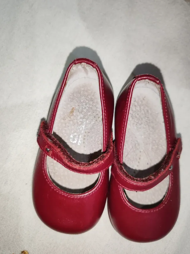 Zapatos bebé burdeos talla 18