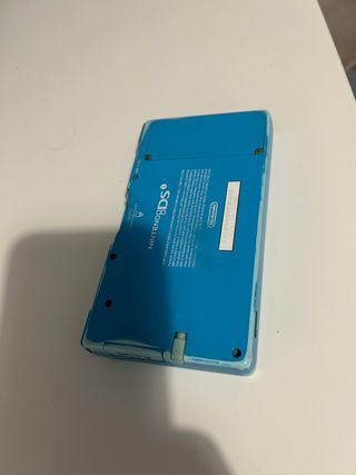 Nintendo DSi azul
