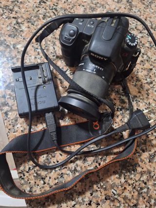 Cámara Sony DSLR-A200