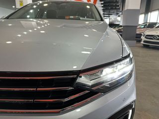 Volkswagen Passat Variant GTE 1.4 TSI e-Power 115kW + 85kW