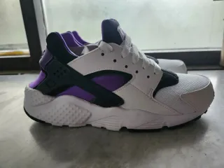 Scarpe Nike Huarache Viola e Bianche