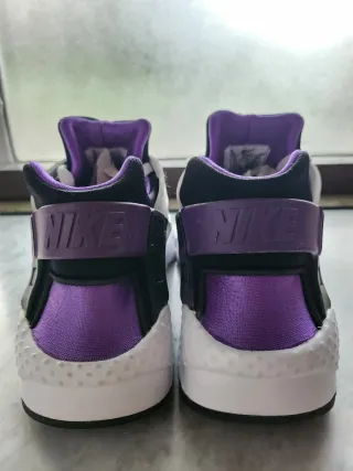 Scarpe Nike Huarache Viola e Bianche