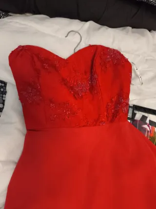 Vestidos rojo y colores de fiesta