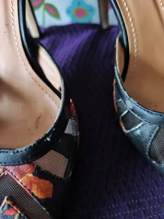 Zapatos de tacón con pulsera al tobillo 40