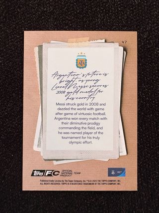 Cromo numerado 99 Lionel Messi Topps