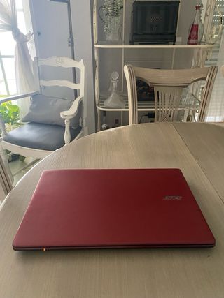 Portátil Acer Aspire E5-521 Rojo