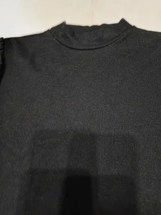 Maglioncino donna collo alto nero