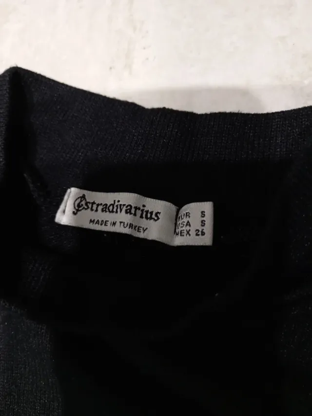 Maglioncino donna collo alto nero