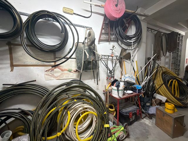 Liquidación material y maquinaria A.A, gas, fonta