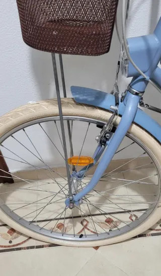 Bicicleta paseo adulto con cesta
