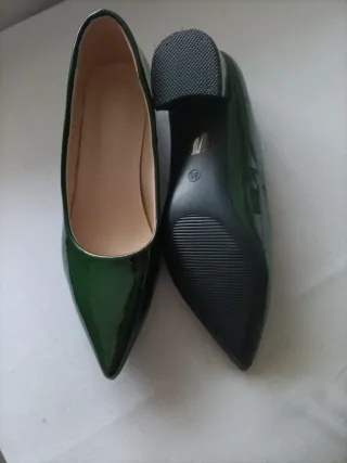 Zapatos de salón verdes talla 38