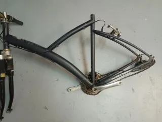 Bicicleta 28. Sin ruedas 10€