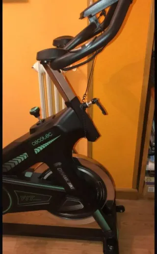 Bicicleta Spinning Cecotec Profesional.