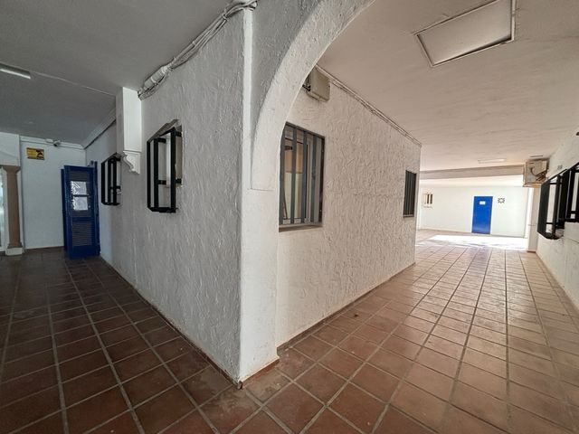 Local comercial Mijas Costa esquina