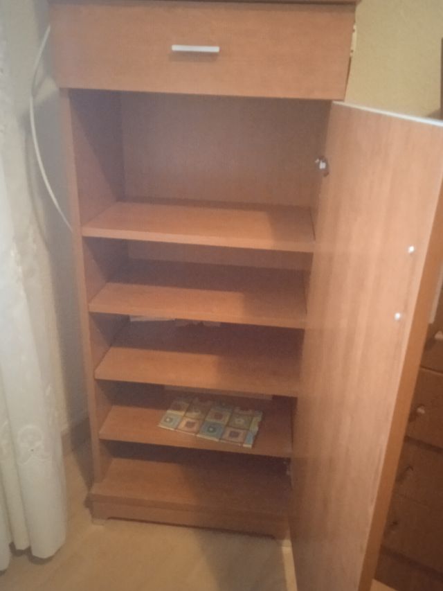 Zapatero de madera nogal