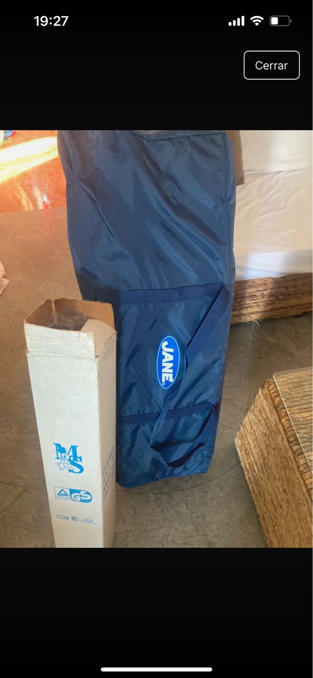 Parque cuna Jane con elevador