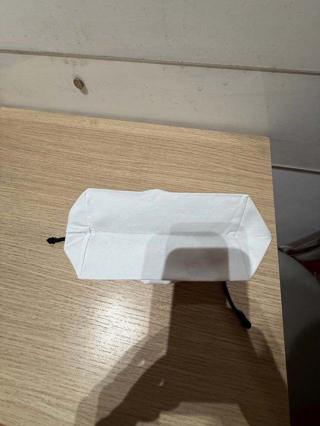 Sacchetto portaoggetti Chanel bianco