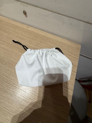 Sacchetto portaoggetti Chanel bianco