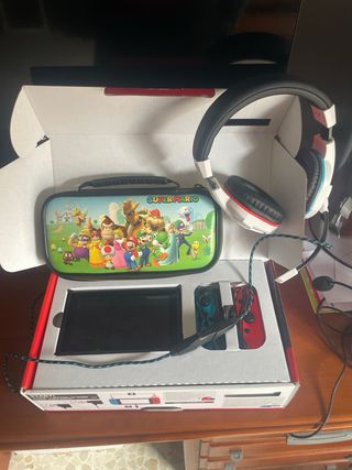 Nintendo Switch + Accessori