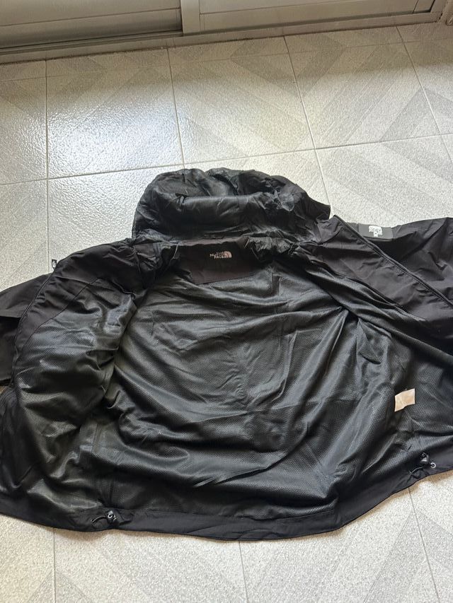 Chaqueta The North Face impermeable