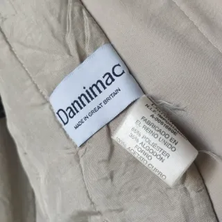 Gabardina beige acolchada