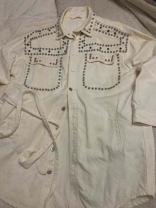 Chaqueta blanca tachuelas Talla L/XL