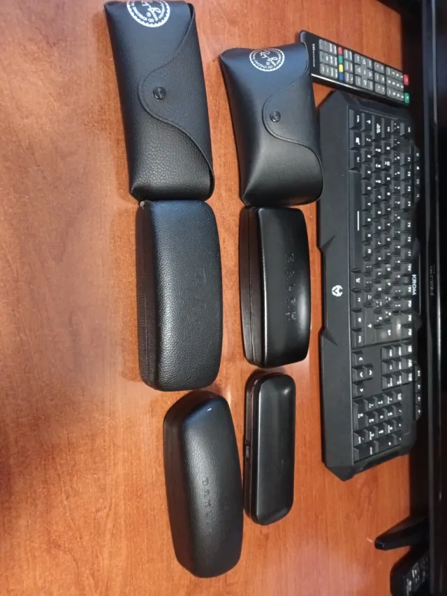 Fundas para gafas negras