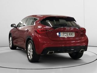 Infiniti Q30 1.6 Premium