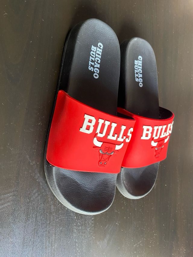 Chanclas Chicago Bulls sin estrenar